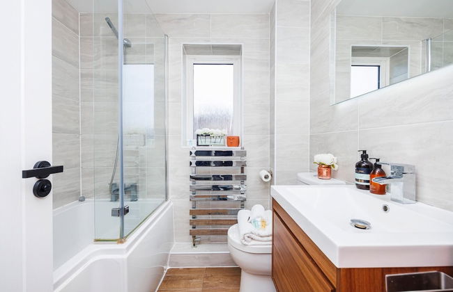 Stylish 3-bed Home in East London Free Parking - Foto 10