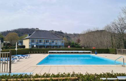 Piscine chauffée vue sur la Dordogne - Foto 1