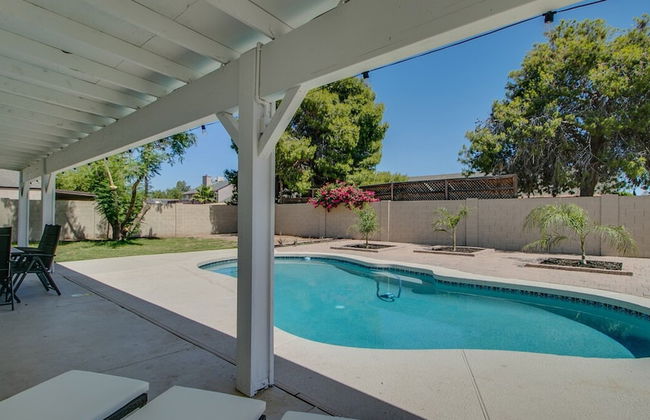 Upgraded 4-bdrm Beautiful Home W/pool! - Foto 35