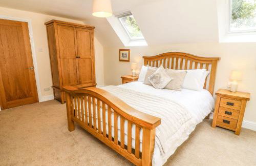 The Coach House - Photo 11