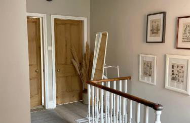 The Harborne Home opposite QE hospital & Birmingham university - Photo 31