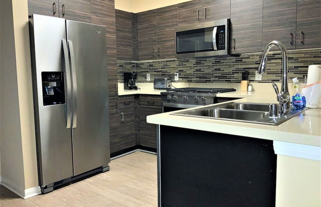 Platinum Triangle Apartments - Foto 8