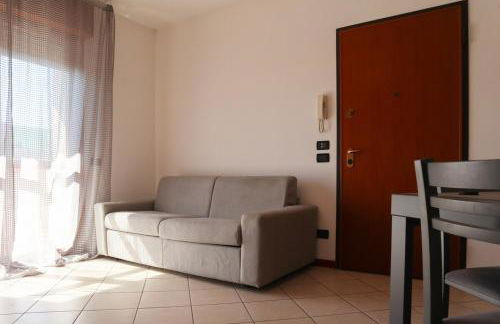 Mira Venice Apartment - Photo 16