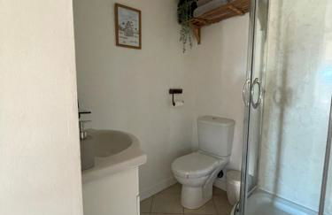 The Barn Studio - Photo 9