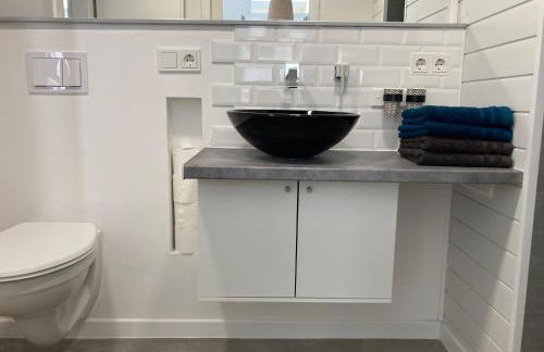 Living at Saarpartments - AdultsOnly - Business & Holiday Homes with Kitchen for Long- and Short Term stay, 3 min to St Johanner Markt and Points of Interest - Foto 10