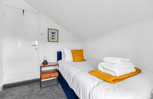 Spacious Bedford House Sleeps 6 Superfast WiFi Weekly Rates - Foto 5