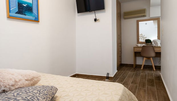 Apartment in Nikiforos Fokas with swimming pool and garden - Photo 4