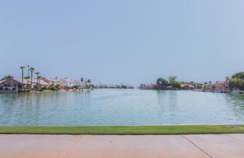 Modern Retreat in Ahwatukee Heated Pool Spa Gym - Foto 33