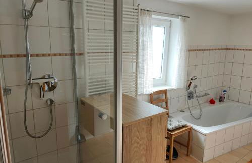 zentrale & ruhige Ferienwohnung - Foto 22