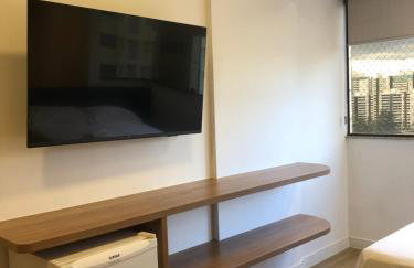 Studio 901 - Curvas de Niemeyer ao lado do metrô - Foto 14