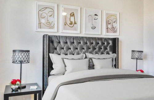 Lux Penthouse Skyline, Views Gym , Free Parking & Wifi - Photo 7