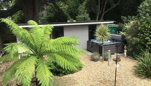 Garden Studio Sleeps 2 Hot Tub & Pets Welcome - Foto 1, Garden