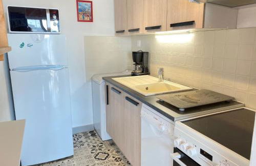 Maison Tout Confort avec Mezzanine à 300m de la Plage - Wifi, Terrasse, Parking Privé - FR-1-231-246 - Photo 6