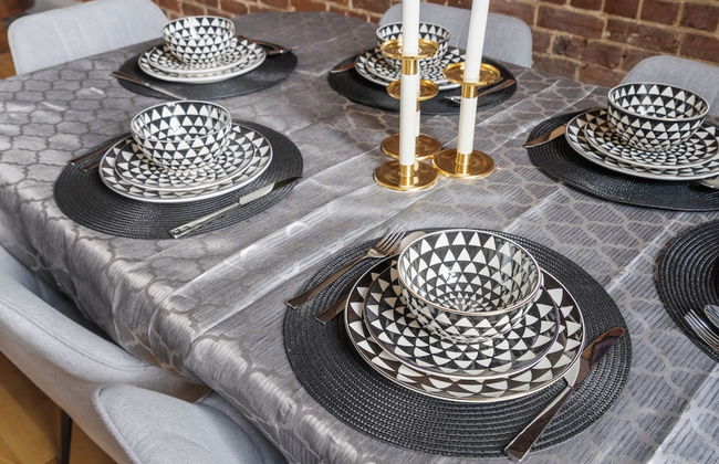 Downtown Luxe - Parking, Metro, King Bed, Sleeps 6 - Foto 34