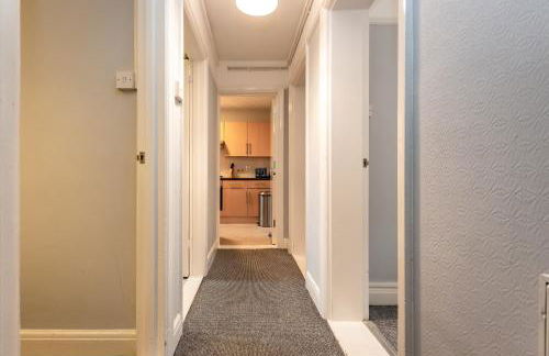 BEST PRICE! Perfect Gunwharf Accommodation - 5 single beds or Kingsize FREE PARKING - Foto 35