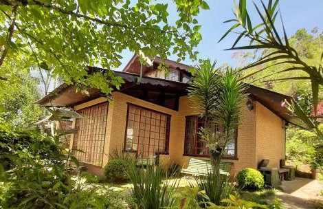 Chalé Pakere Montanha Lumiar - Conforto a mais de 1000 metros de altitude junto a natureza, wifi, piscina, sauna e água de nascente - locação do chalé sem prestação de serviços - Foto 9