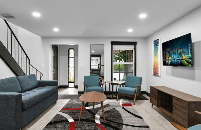 Escape to This Gorgeous new Wilton Manors Villa - Photo 44