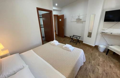 REGAL HOME Apartment - Photo 12