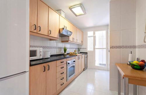 Precioso ático con piscina en Marbella - Foto 25