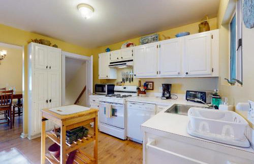 A Sunrise at Seaview - Photo 9