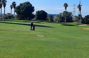 Luxury Villa with Pool & Garden - Foto 35