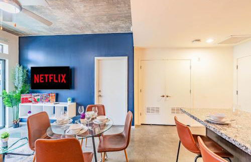 Relaxing 2BD - Central Downtown - Gym, Pool, Parking - Foto 18