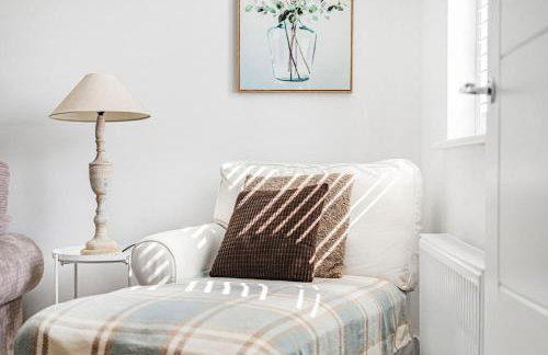 Contemporary 3 Bedroom home in Launton Village - close to Tythe Barn, Bicester Shopping & Bicester Heritage - Foto 13