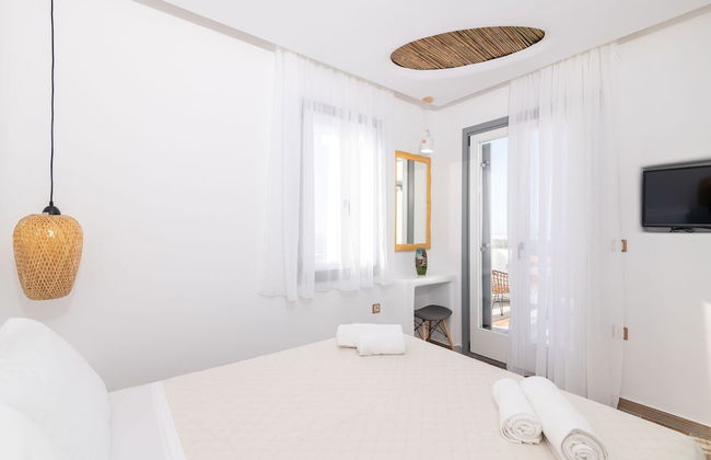 Naxian Sunset Luxury Villas - Photo 36