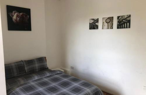 London DM x Weekly Monthly x Deals - Foto 12