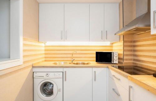 Ronda Suites 193 junto a hospitales y cerca centro con Parking Gratis - Foto 8