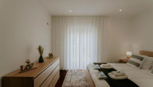 Best Houses 53 - The Daisy Moon House - Photo 2