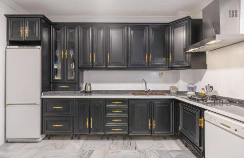 Little Alhambra - Photo 31