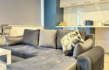 Central 2 Bedroom Apartment with Free Parking Sleeps 8 & Walk to City Centre & Arena - Foto 55