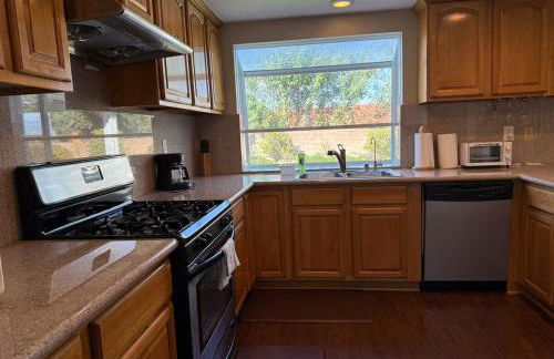 Spacious 4-bedroom family house-20 mins to Disney Land - Foto 12