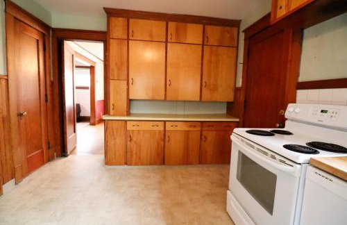 Spacious 6-bedroom house in charming Niagara Falls with AC - Foto 27