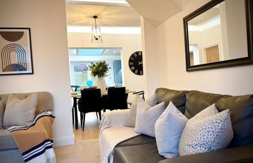 Tudor Hot Tub Family House - Foto 30