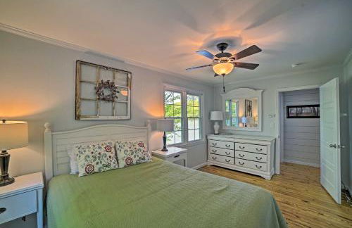 Harrison Lakefront Cottage with Private Dock! - Photo 11