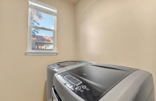 MidTown Hideaway Fire Pit and King Beds - Photo 29