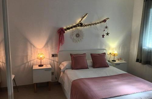 1 bajo con 2 Terrazas piscina y jardin - Foto 7