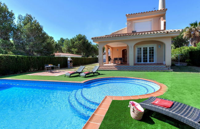 Villa Caleta - Photo 20