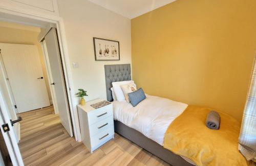 Modern 2 bed pet friendly Bungalow near countryside and a short drive to seafront- with large private garden by Catchpole Stays - Foto 31