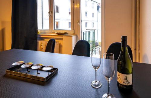 Aufzug Balkon 75m2 Zentral - Foto 15