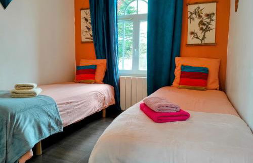 kerwatt - Grande et belle maison de ville avec jardin, proche centre et mer - Photo 16