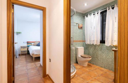 Villa en Valencia, piscina privada y metro 500m - Foto 28