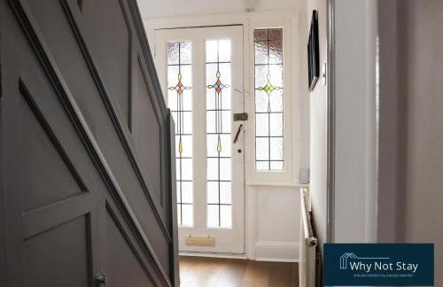 Stylish 5 bed home in Beeston - Foto 9