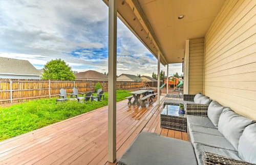 Bellemont Family Home with Hot Tub and Playground Set - Foto 23