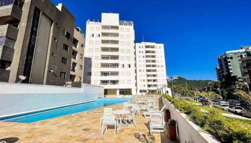 Vista mar em Caiobá com piscina conforto e localização - Foto 3, sunbed