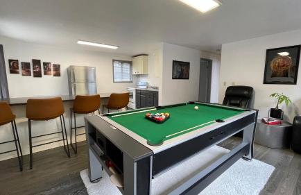 Remodeled, Spacious, Modern Retreat 5 BR, 3BA, 2KIT - Foto 24