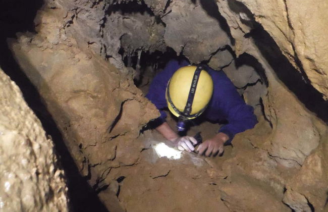 Caving in the Cueva del Nozal - Photo 3
