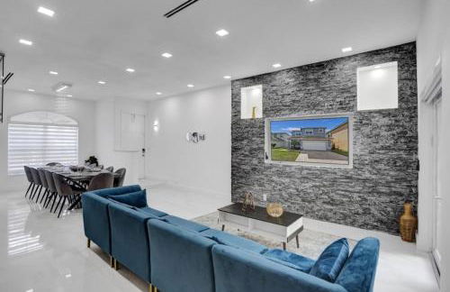 4 Br Designer Home Next To Shul And Community Pool 4 Bedroom Villa - Foto 4